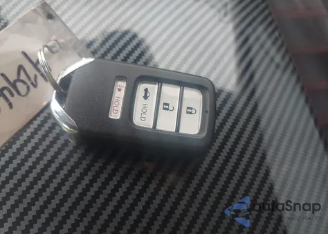 2019 Honda Accord Lx z USA, uszkodzony, nr VIN 1HGCV1F11KA140819